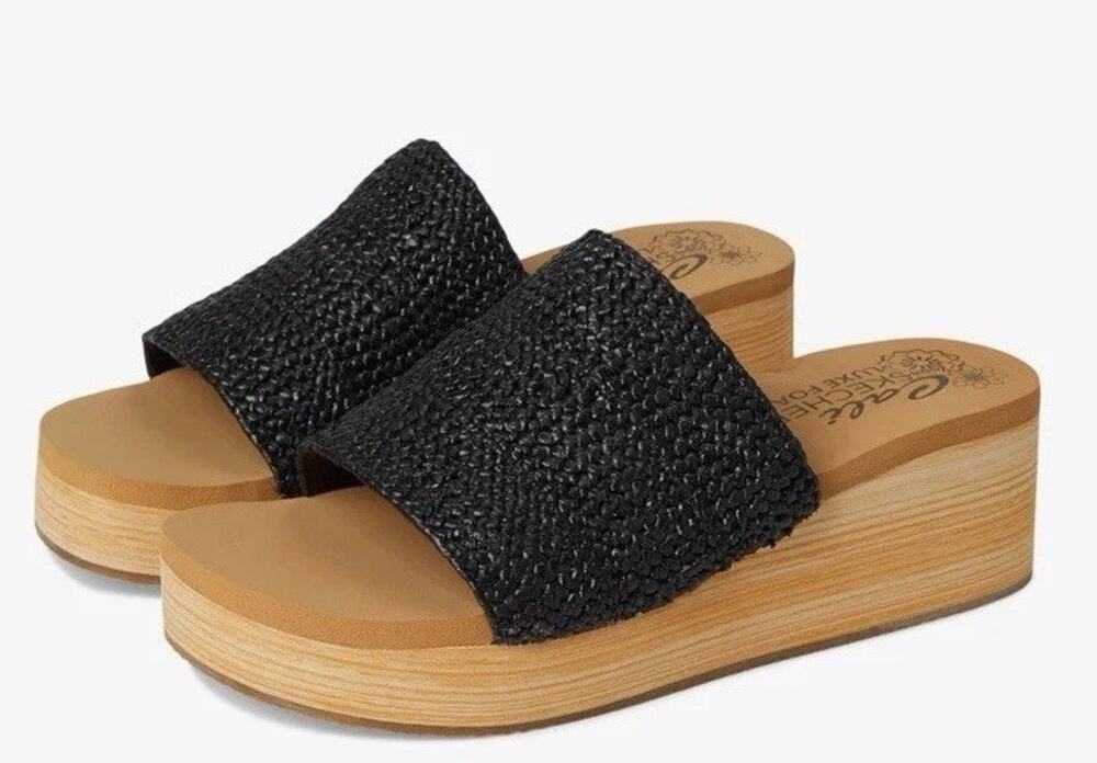 Skechers Women's Summers - Salt Spray Footbed Slide Black. 9.5